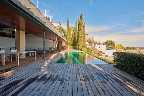 Huvila myytävänä Barcelona, Espanja, 8 huonetta, 1800 m2 No. 138577 - kuva 8