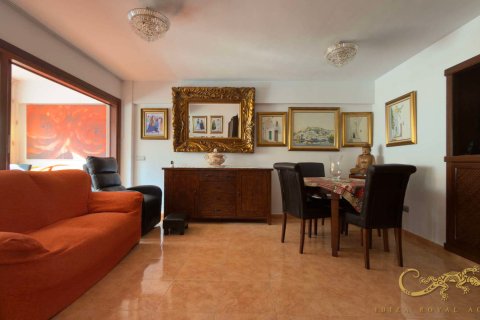 Apartment à vendre Ibiza town, Ibiza, Espagne, 3 chambres, 95 m2 No. 139391 - photo 1