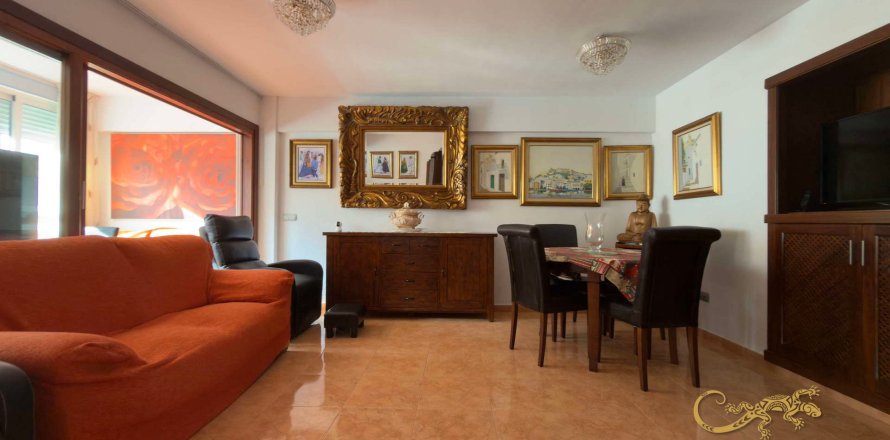 Apartment Ibiza town, Ibiza, Espagne 3 chambres, 95 m2 No. 139391