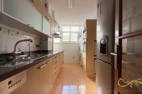 Apartment à vendre Ibiza town, Ibiza, Espagne, 3 chambres, 95 m2 No. 139391 - photo 6