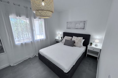 Lägenhet till salu i Empuriabrava, Girona, Spanien 2 rum, 79 kvm. Nr. 143859 - foto 16