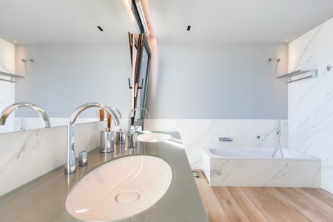 Villa for sale Barcelona, Spain 5 bedrooms, 802 sq.m. No. 138254 - photo 12