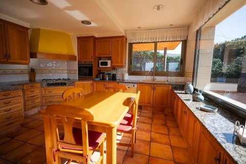 Huvila myytävänä Barcelona, Espanja, 5 huonetta, 532 m2 No. 138578 - kuva 24