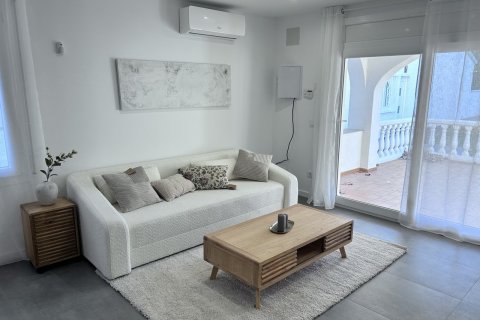 Lägenhet till salu i Empuriabrava, Girona, Spanien 2 rum, 79 kvm. Nr. 143859 - foto 12