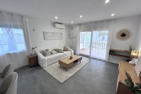 Lägenhet till salu i Empuriabrava, Girona, Spanien 2 rum, 79 kvm. Nr. 143859 - foto 11