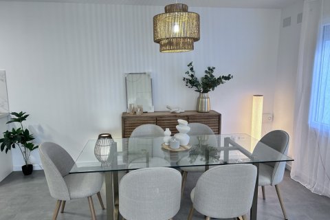 Lägenhet till salu i Empuriabrava, Girona, Spanien 2 rum, 79 kvm. Nr. 143859 - foto 10