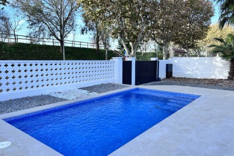 Lägenhet till salu i Empuriabrava, Girona, Spanien 2 rum, 59 kvm. Nr. 143860 - foto 20