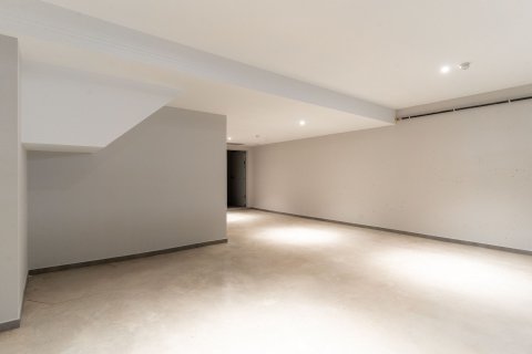 Townhouse for sale Teia, Barcelona, Spain 4 rooms, 253 sq.m. No. 138583 - photo 10
