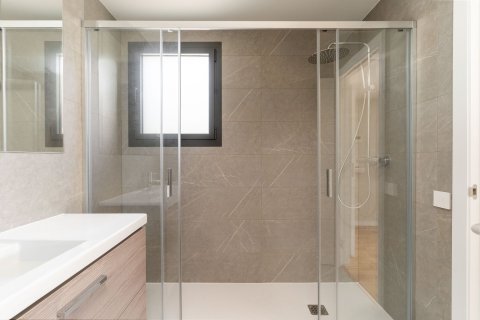 Townhouse for sale Teia, Barcelona, Spain 4 rooms, 253 sq.m. No. 138583 - photo 12