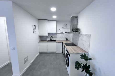 Lägenhet till salu i Empuriabrava, Girona, Spanien 2 rum, 79 kvm. Nr. 143859 - foto 3