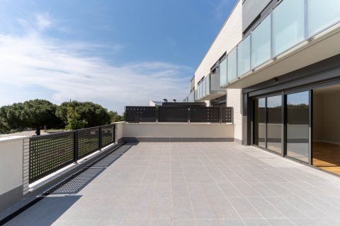 Townhouse for sale Teia, Barcelona, Spain 4 rooms, 253 sq.m. No. 138583 - photo 3