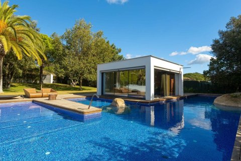 Huvila myytävänä Sant Andreu de Llavaneres, Barcelona, Espanja, 6 makuuhuonetta, 1005 m2 No. 138257 - kuva 5