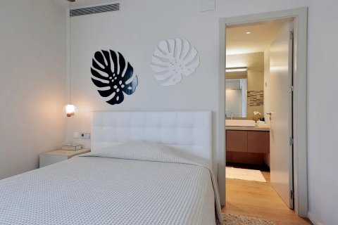 Villa for sale Castelldefels, Barcelona, Spain 4 rooms, 500 sq.m. No. 138581 - photo 17