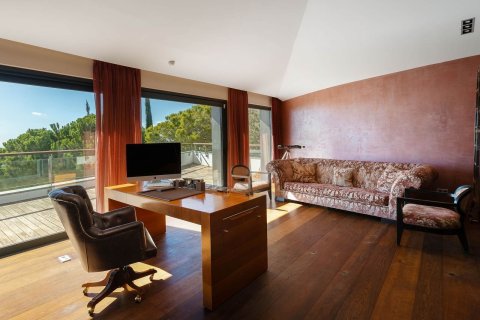 Huvila myytävänä Sant Andreu de Llavaneres, Barcelona, Espanja, 6 makuuhuonetta, 1005 m2 No. 138257 - kuva 24
