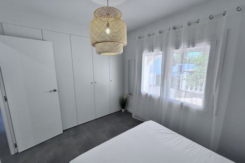 Lägenhet till salu i Empuriabrava, Girona, Spanien 2 rum, 79 kvm. Nr. 143859 - foto 18