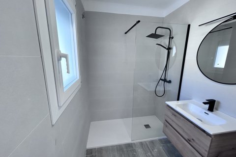 Lägenhet till salu i Empuriabrava, Girona, Spanien 2 rum, 59 kvm. Nr. 143860 - foto 16