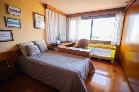 Huvila myytävänä Barcelona, Espanja, 5 huonetta, 532 m2 No. 138578 - kuva 10
