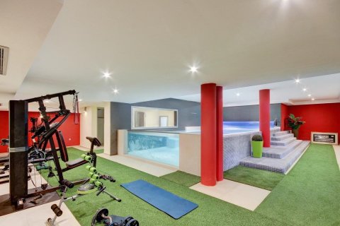 Villa pārdošanā Castelldefels, Barcelona, Spānijā 8 istabas, 945 m2 Nr. 138258 - attēls 18