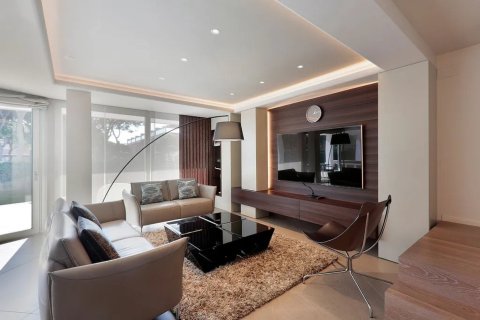 Villa for sale Castelldefels, Barcelona, Spain 4 rooms, 500 sq.m. No. 138581 - photo 6