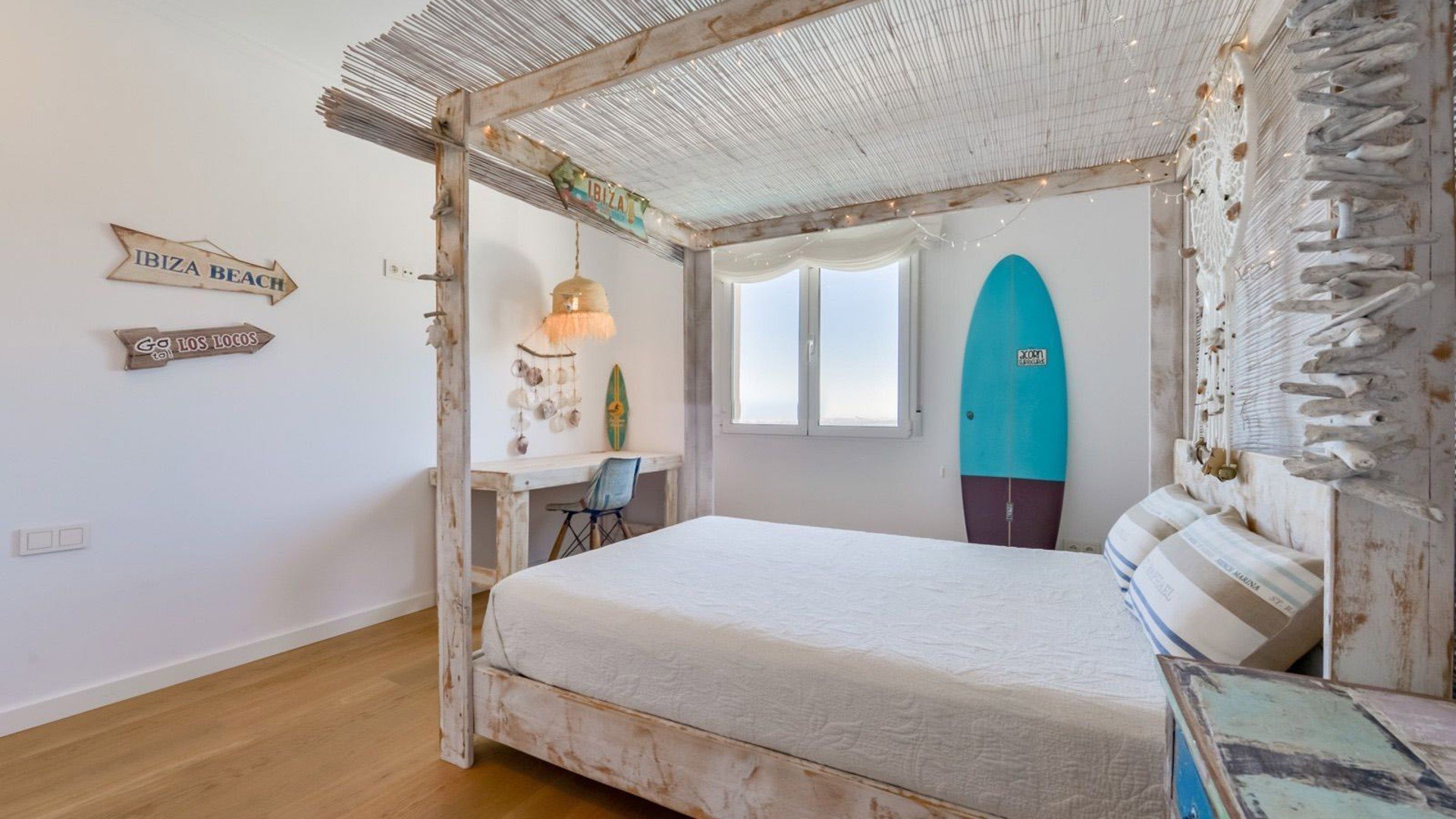 Villa à Altea, Alicante, Espagne 4 chambres, 285 m2 No. 64064