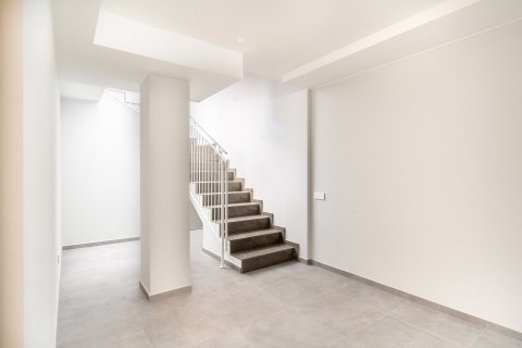 Townhouse for sale Teia, Barcelona, Spain 4 rooms, 253 sq.m. No. 138583 - photo 9