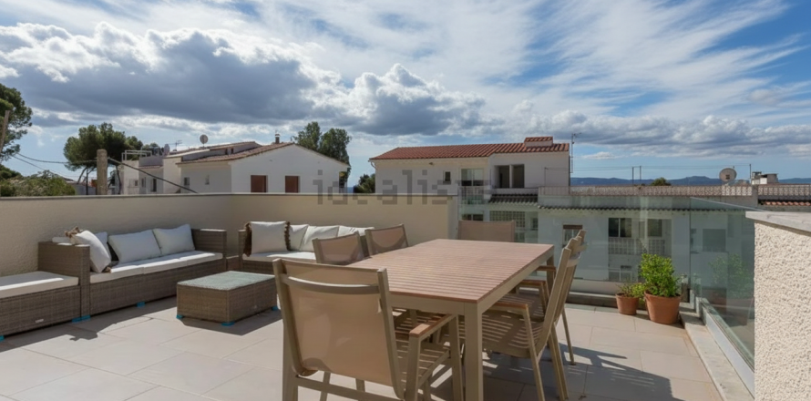 Villa L'Estartit, Girona, Spānijā 3 istabas, 191 m2 Nr. 146840