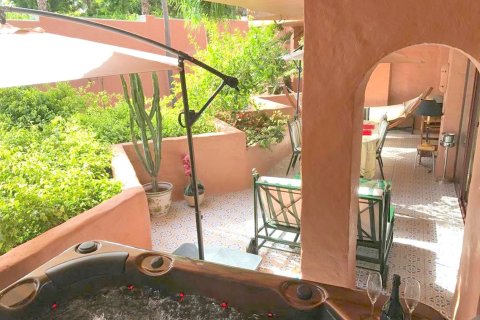 Продажа квартиры в Эстепона, Малага, Испания 2 спальни, 210м2 №166132 - фото 5