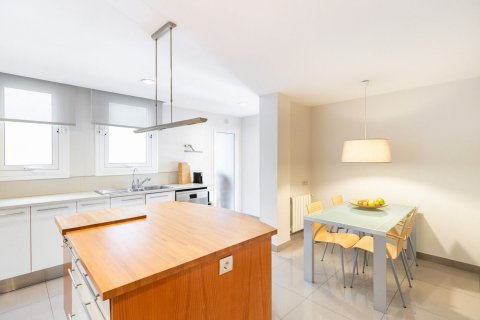 Wohnung zum Verkauf Barcelona, Spanien 4 Zimmer, 300 m2 Nr. 138584 - Foto 9