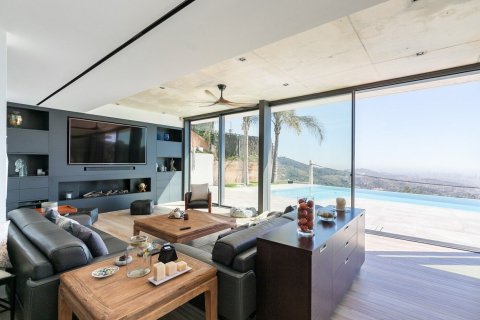 Villa for sale Barcelona, Spain 5 bedrooms, 802 sq.m. No. 138254 - photo 5