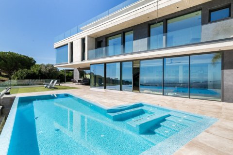 Villa for sale Barcelona, Spain 5 bedrooms, 802 sq.m. No. 138254 - photo 1