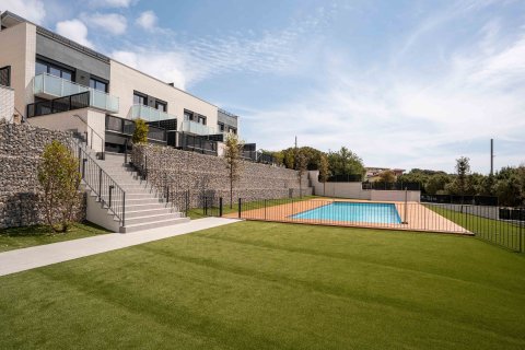 Townhouse for sale Teia, Barcelona, Spain 4 rooms, 253 sq.m. No. 138583 - photo 1