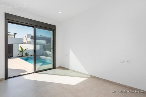 Villa for sale in Santiago de la Ribera, Murcia, Spain 3 bedrooms, 110 sq.m. No. 167859 - photo 5