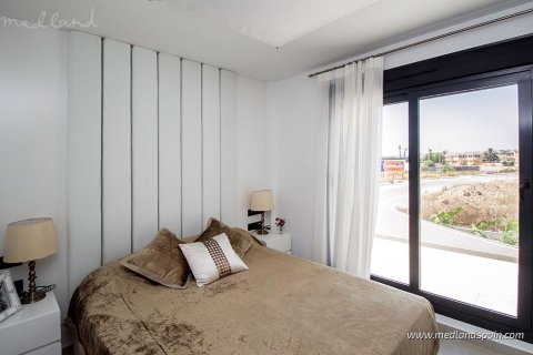 Villa for sale in Rojales, Alicante, Spain 3 bedrooms, 115 sq.m. No. 167860 - photo 9