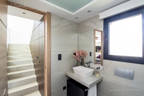 Villa for sale in Rojales, Alicante, Spain 3 bedrooms, 115 sq.m. No. 167860 - photo 8