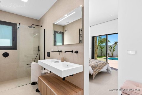 Villa for sale in Santiago de la Ribera, Murcia, Spain 3 bedrooms, 140 sq.m. No. 167858 - photo 9