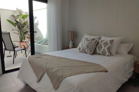 Bungalow till salu Pilar de la Horadada, Alicante, Spanien 3 sovrum, 93 kvm. Nr. 112821 - foto 4