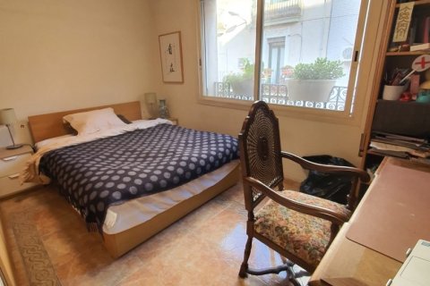Сasa en venta en Barcelona, España 4 dormitorios, 206 m2 No. 153710 - foto 6