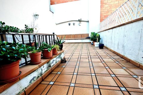 Сasa en venta en Barcelona, España 4 dormitorios, 206 m2 No. 153710 - foto 19