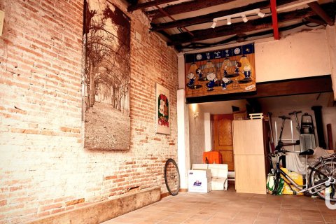 Сasa en venta en Barcelona, España 4 dormitorios, 206 m2 No. 153710 - foto 21