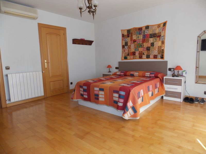 Villa in Badalona, Barcelona, Spain 3 bedrooms, 240 sq.m. No. 133451