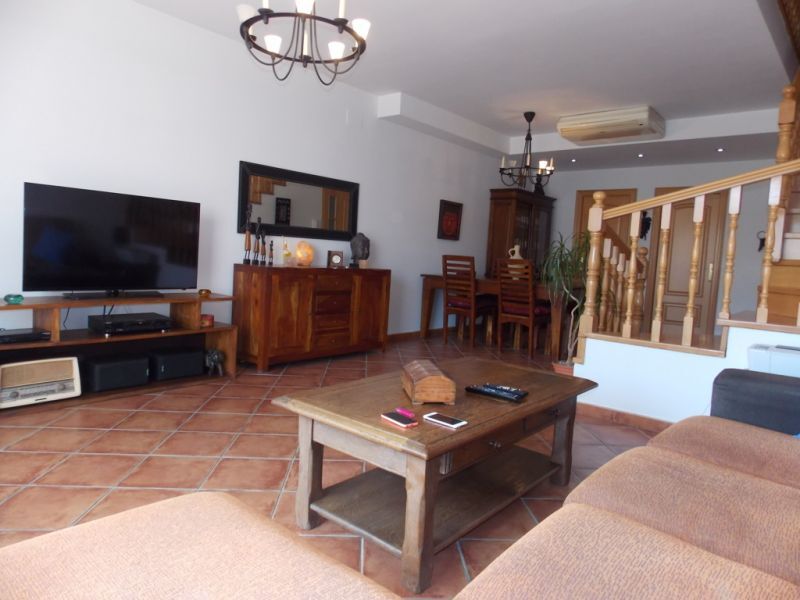 Villa in Badalona, Barcelona, Spain 3 bedrooms, 240 sq.m. No. 133451