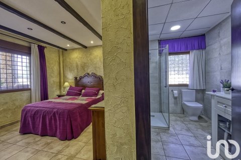 Dom w Dolores, Alicante, Hiszpania 6 sypialni, 350 mkw. nr 153917 – zdjęcie 16