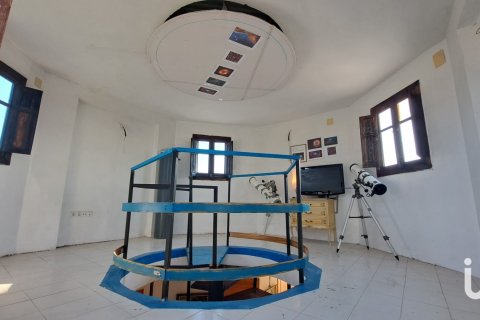 Продажа дома в Онда, Кастельон, Испания 8 спален, 10000м2 №153914 - фото 28