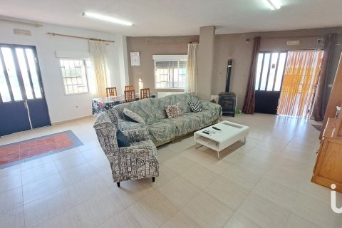 Продажа дома в Онда, Кастельон, Испания 8 спален, 10000м2 №153914 - фото 9