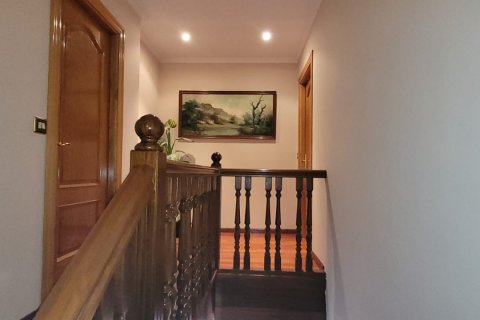 Продажа дома в Эль Франко, Астурия, Испания 5 спален, 334м2 №153915 - фото 14