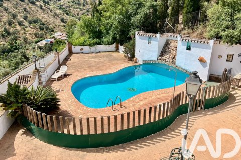 House à vendre à Vinuela, Malaga, Espagne, 6 chambres, 320 m2 No. 188352 - photo 3