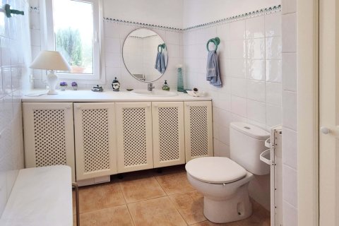 Villa for sale in Nova Santa Ponsa, Mallorca, Spain 3 bedrooms, 188 sq.m. No. 142673 - photo 12