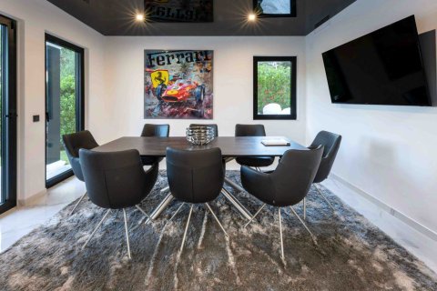 Villa for sale in Santa Ponsa, Mallorca, Spain 4 bedrooms, 380 sq.m. No. 142672 - photo 17