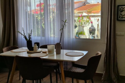 Bungalowi myytävänä El Limonar, Malaga, Espanja , 64 m2 No. 183018 - kuva 9