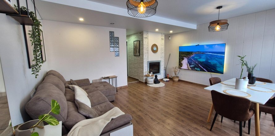 Bungalowi El Limonar, Malaga, Espanja 64 m2 No. 183018